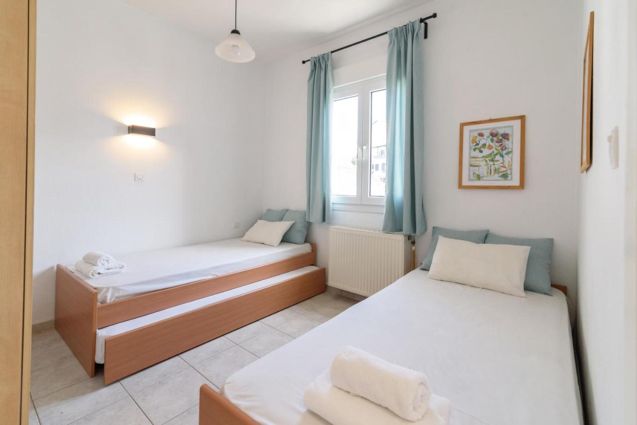 Ariana Apartments Polychrono Ngoại thất bức ảnh